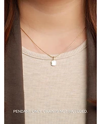 Devata Clover Charm in 14K Gold, approx. 0.8 grams.