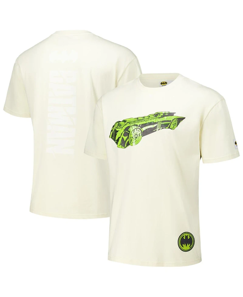 Freeze Max Men's Cream Batman Comics Batmobile Loose Fit T-Shirt