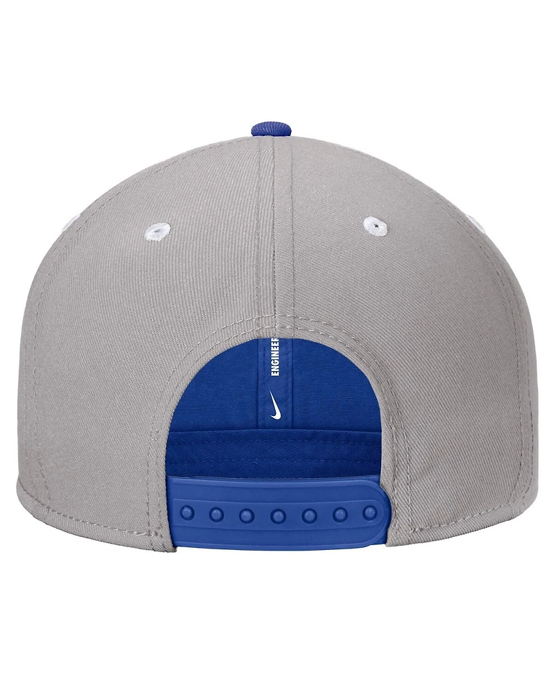 Nike Men's Royal Air Force Falcons Vintage Patch Snapback Hat