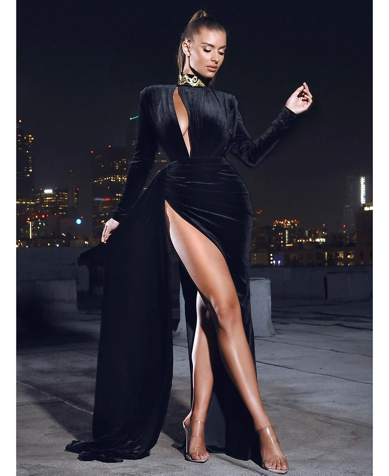 Miss Circle Women Zenaida Black Cutout High Slit Velvet Gown