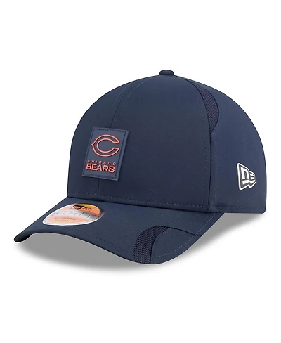New Era Men's Navy Chicago Bears 2025 Sideline M-crown 9FORTY Adjustable Hat