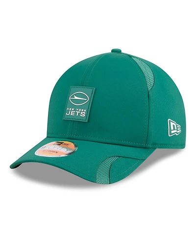New Era Men's Green New York Jets 2025 Sideline M-Crown 9FORTY Adjustable Hat