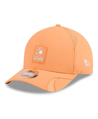 New Era Men's Orange Tampa Bay Buccaneers 2025 Sideline Throwback M-crown 9FORTY Adjustable Hat