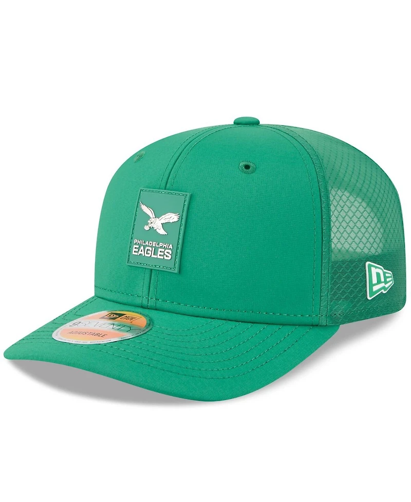 New Era Men's Kelly Green Philadelphia Eagles 2025 Sideline Throwback 9SEVENTY Trucker Adjustable Hat