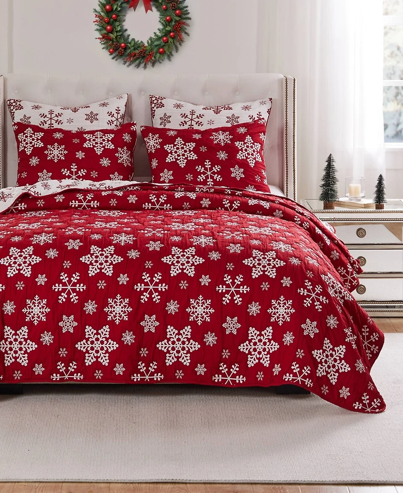 Greenland Home Fashions Snowflakes Holiday Matelasse -Pc. Coverlet Set