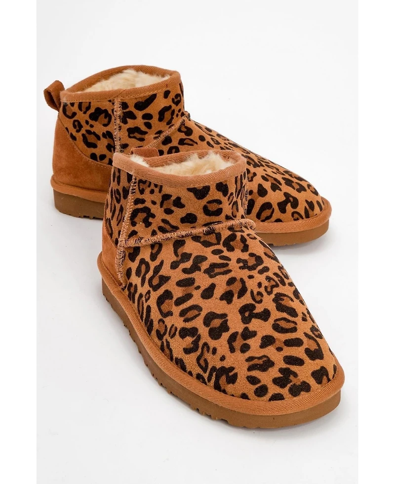 Forever & Always Shoes Zaz Leather Boot (Women)