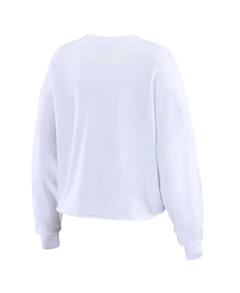 Wear by Erin Andrews Women's White New England Patriots Postcard Cropped Long Sleeve Top