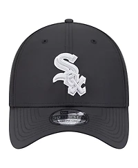 New Era Men's Black Chicago White Sox Night 39THIRTY Flex Hat