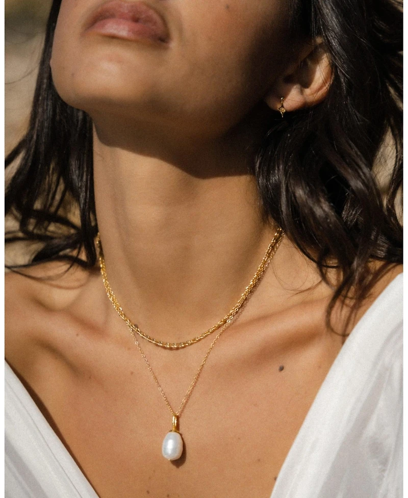 Ottoman Hands Ava Pendant Necklace