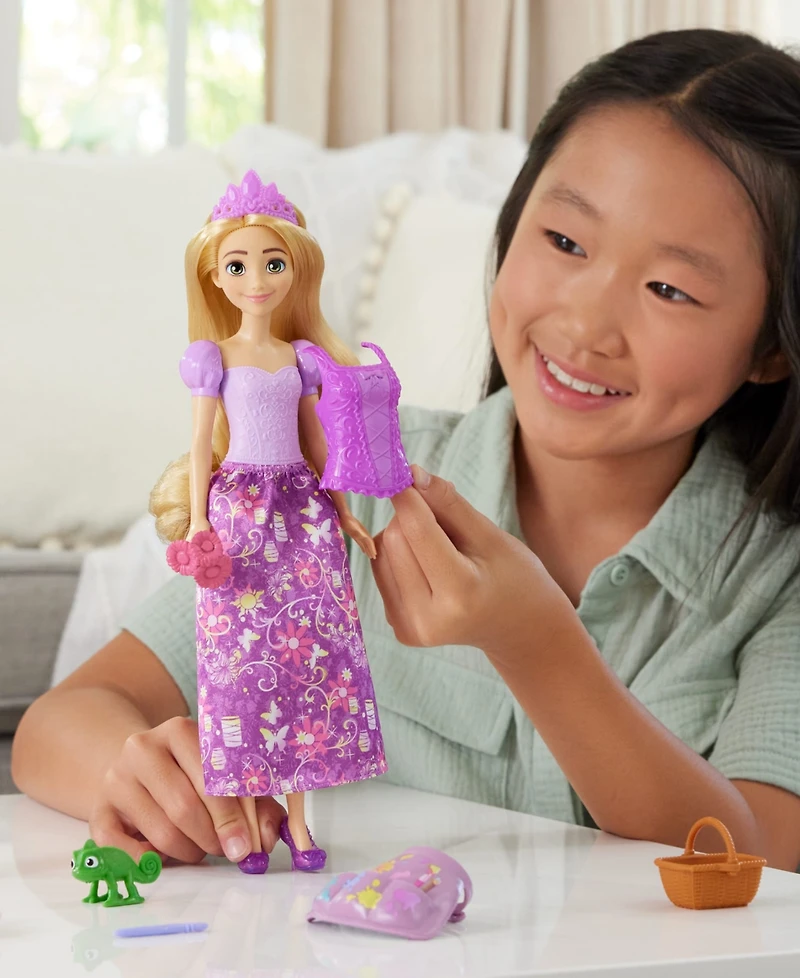Disney Princess 2-in-1 Stories Rapunzel Fashion Doll