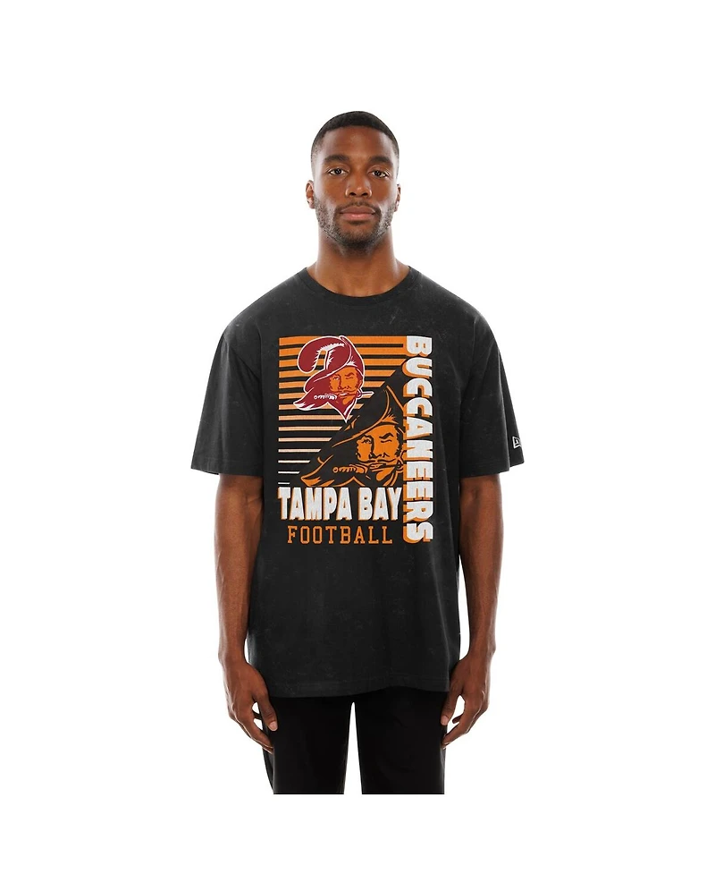New Era Men's Black Tampa Bay Buccaneers Retro Logo Enzyme Washed Oversized T-Shirt