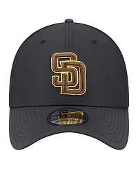 New Era Men's Black San Diego Padres Night 39THIRTY Flex Hat