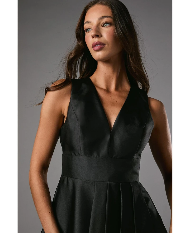Coast Women's Sleeveless Plunge Waterfall Maxi Dress
