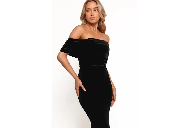 Petal and Pup Women's Adair Off Shoulder Maxi Dress