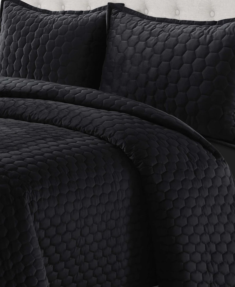 Tribeca Living Lugano Honeycomb Velvet Oversized Solid 3 piece Quilt Set