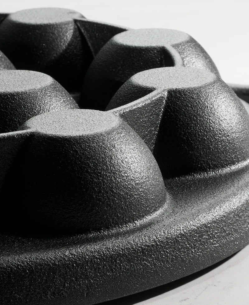 Tramontina Utsava Pre-Seasoned Cast Iron Paniyarakkal with Lid