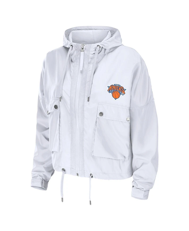 Wear by Erin Andrews Women's White New York Knicks Cropped Full-Zip Windbreaker Jacket