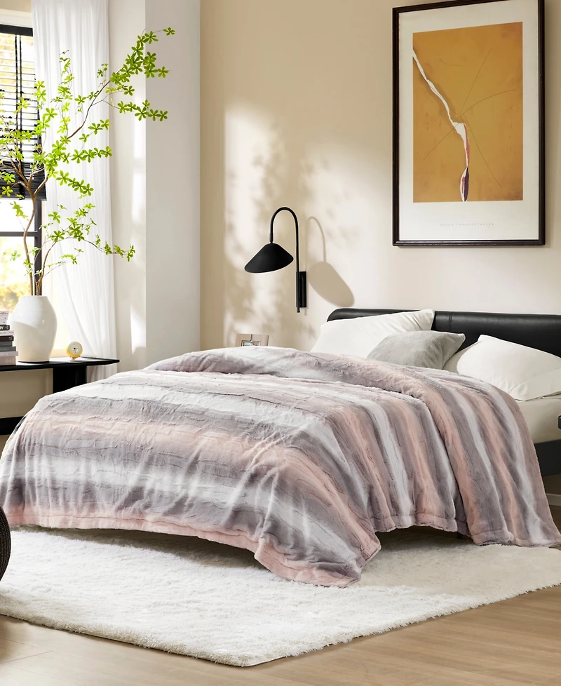 Madison Park Zuri Faux Fur Blanket