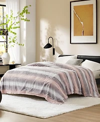 Madison Park Zuri Faux Fur Blanket