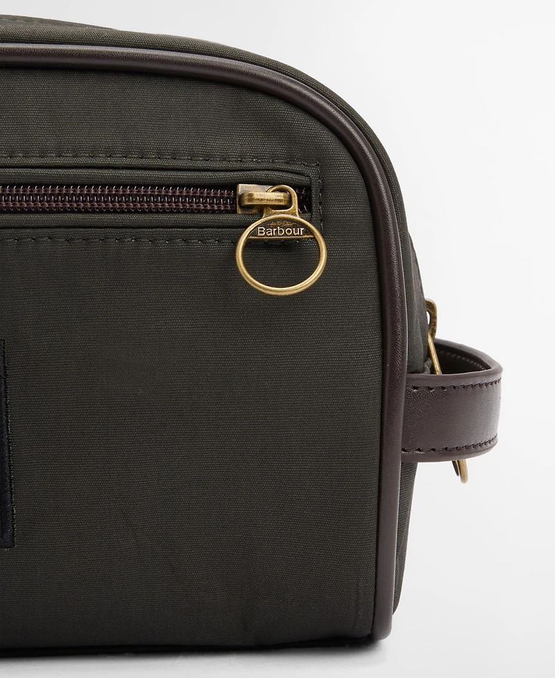 Barbour Men's Classic Small Hanging Washbag