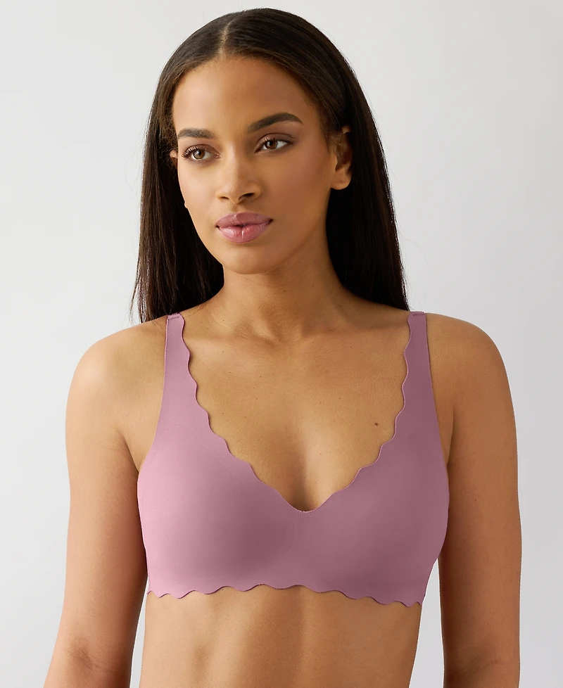 b.tempt'd by Wacoal Women's b.wow'd Wirefree Bralette 952287