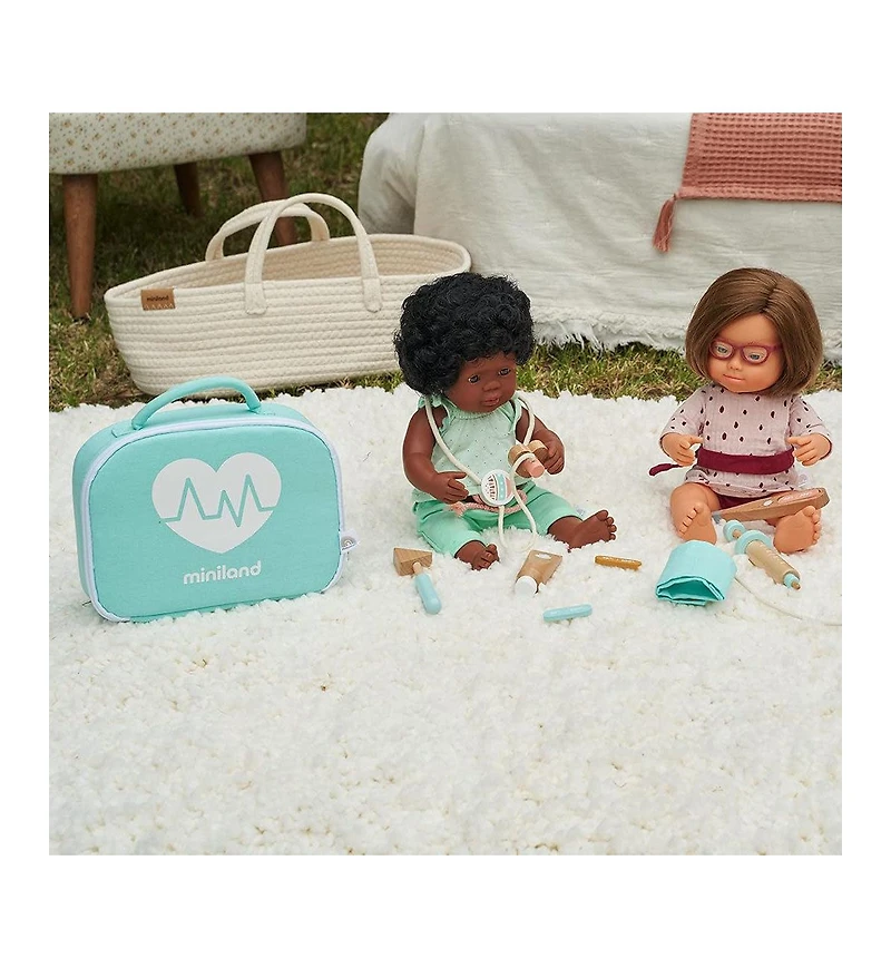 Cotton Doll Sized Moses Basket for Dolls up to 15"