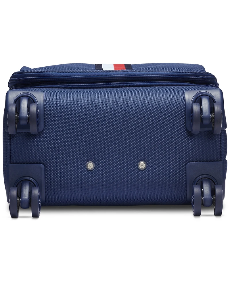 Tommy Hilfiger Collingwood 21" Luggage
