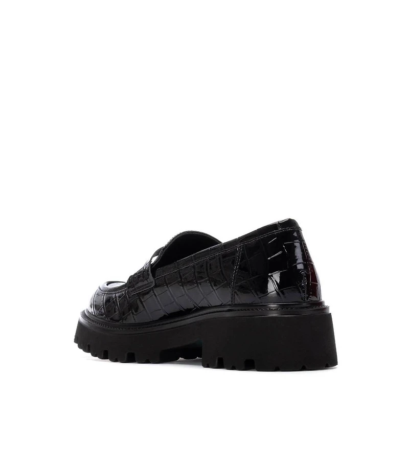Women's Patent Leather Casual Moccasins By Xti
