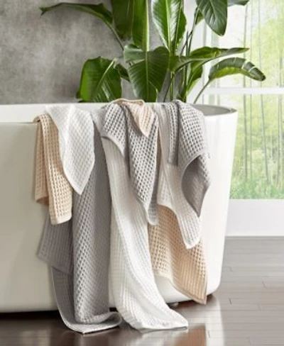 Uchino Air Waffle Bath Towel