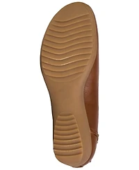 Jbu Women's Vivian Round Toe Flats