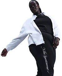 Nike Plus Sportswear Club Fleece Mid-Rise Graphic Pants