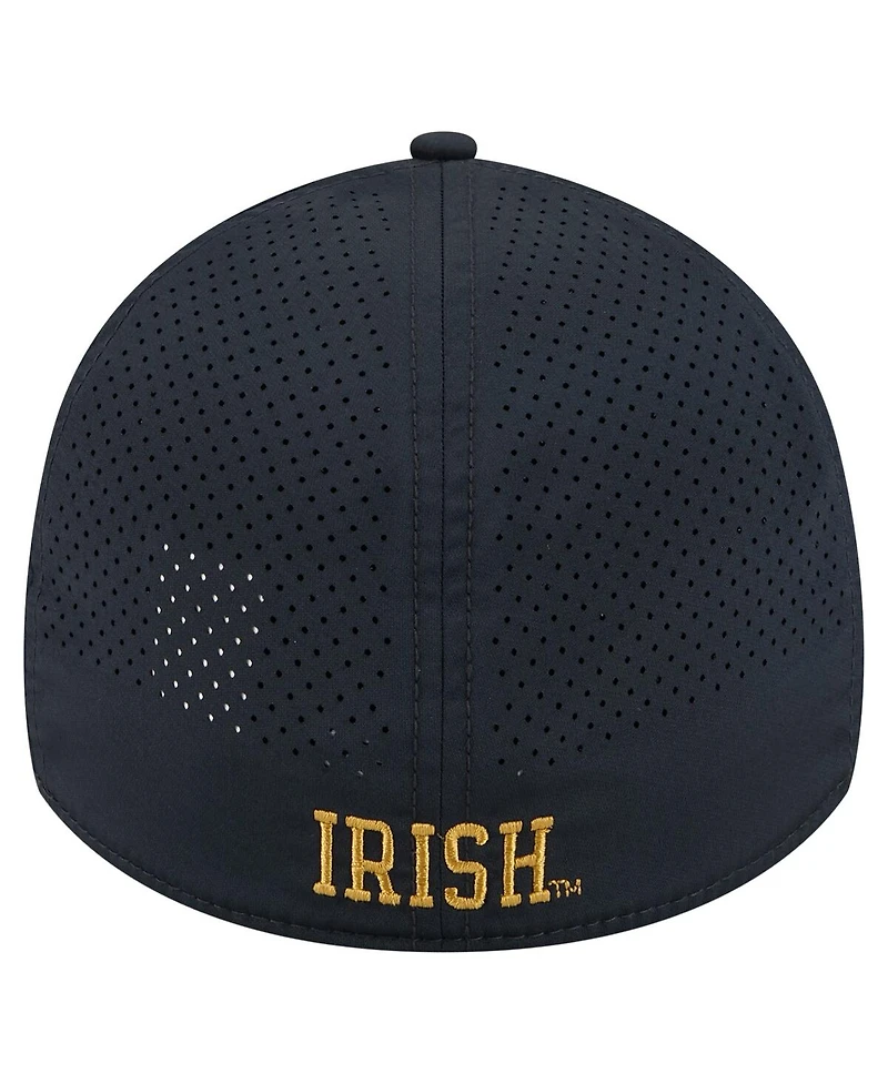 New Era Men's Navy Notre Dame Fighting Irish Rope 39THIRTY Flex Hat