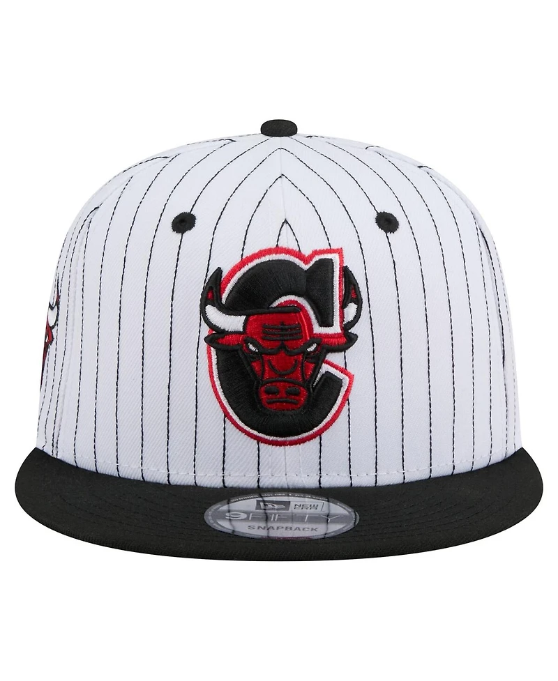 New Era Men's White/Black Chicago Bulls Deceptor Pinstripe 9FIFTY Snapback Hat