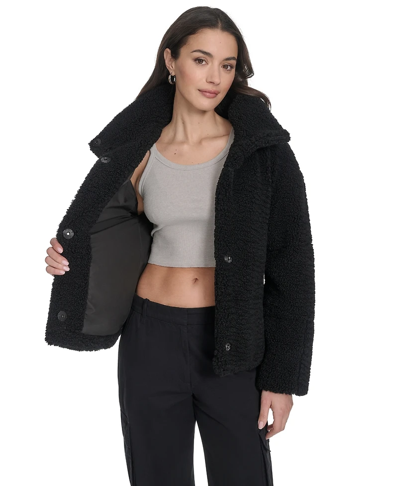 Levi's Women's Regular Short Quilted Teddy Jacket