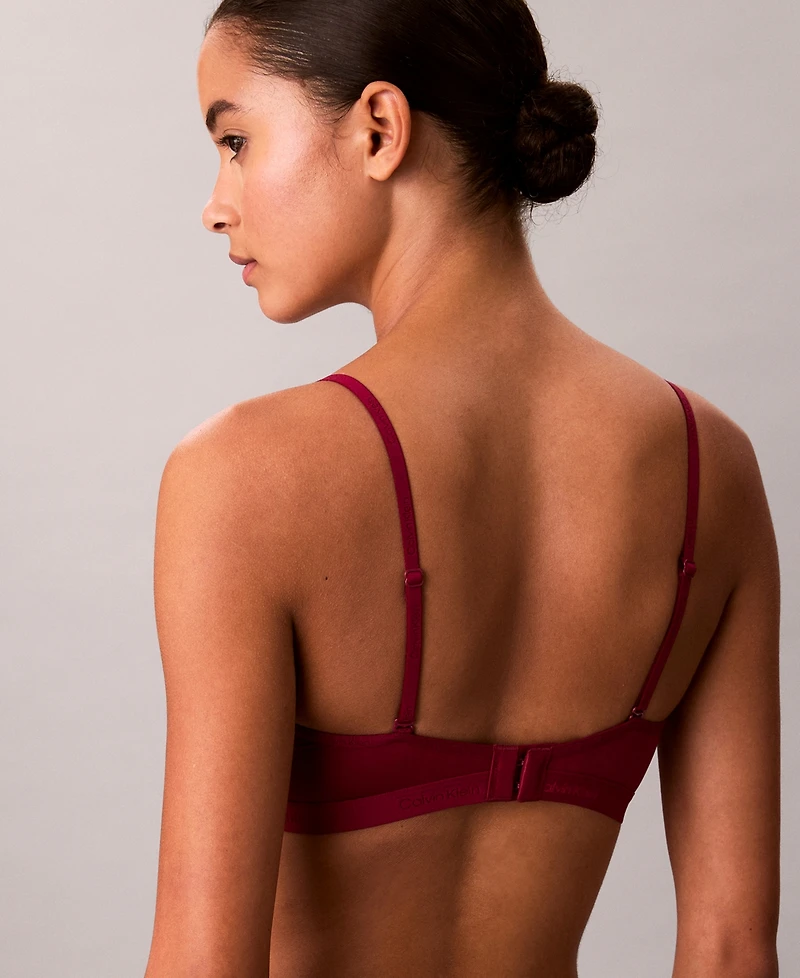 Calvin Klein Women's Form To Body Lightly Lined Triangle Bralette QF6758