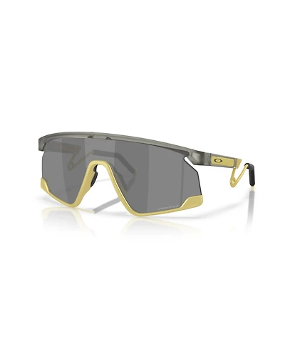 Oakley Men's Sunglasses, Bxtr Metal Alloy Collection OO9237