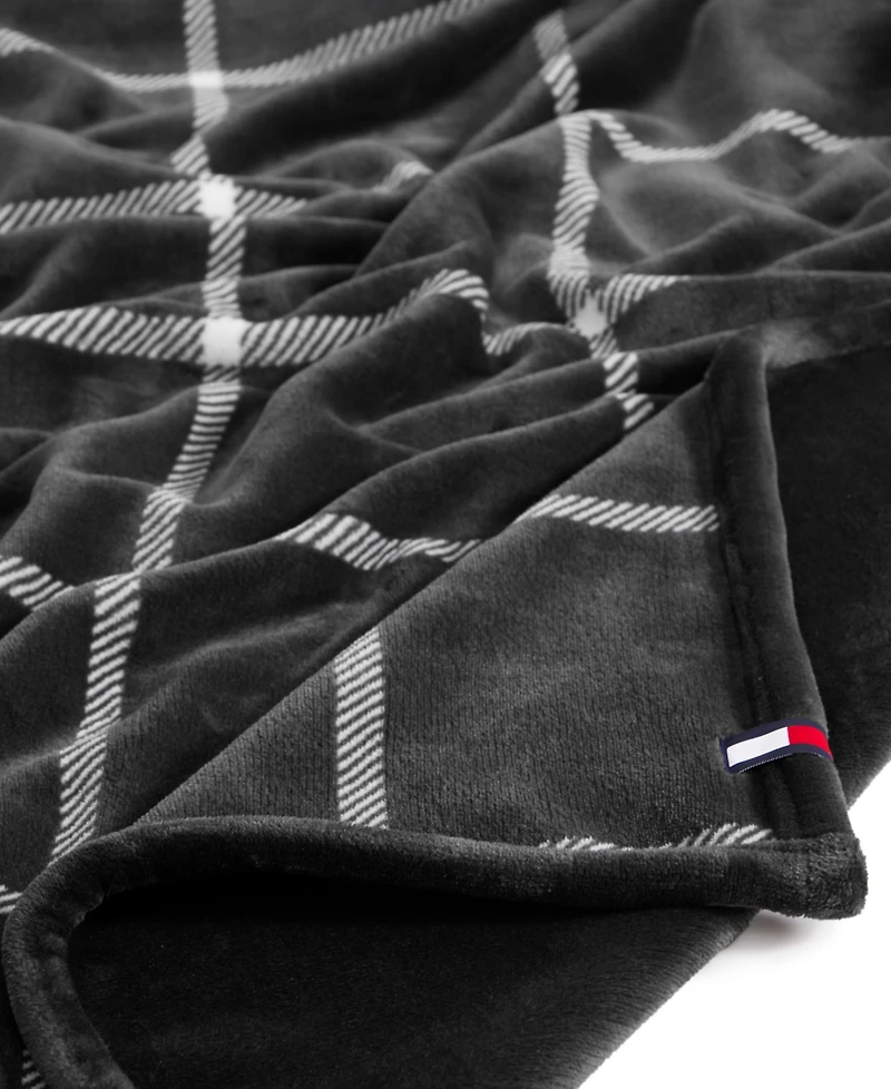 Tommy Hilfiger Printed Plush Plaid Throw Blanket, 70" x 50"