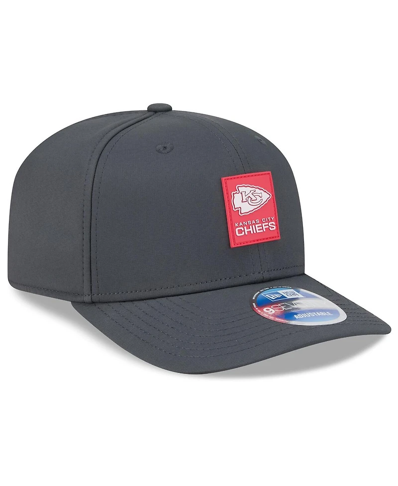 New Era Men's Charcoal Kansas City Chiefs 2025 Sideline Cold Weather 9SEVENTY Adjustable Hat