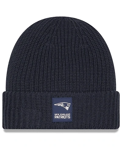 New Era Men's Charcoal New England Patriots 2025 Sideline Cold Weather Cuffed Knit Hat