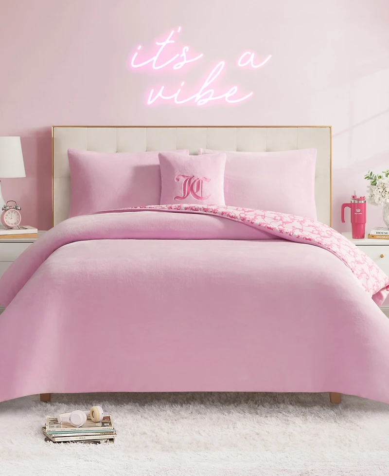 Juicy Couture Plush Reversible Gothic Leopard -Pc. Comforter Set