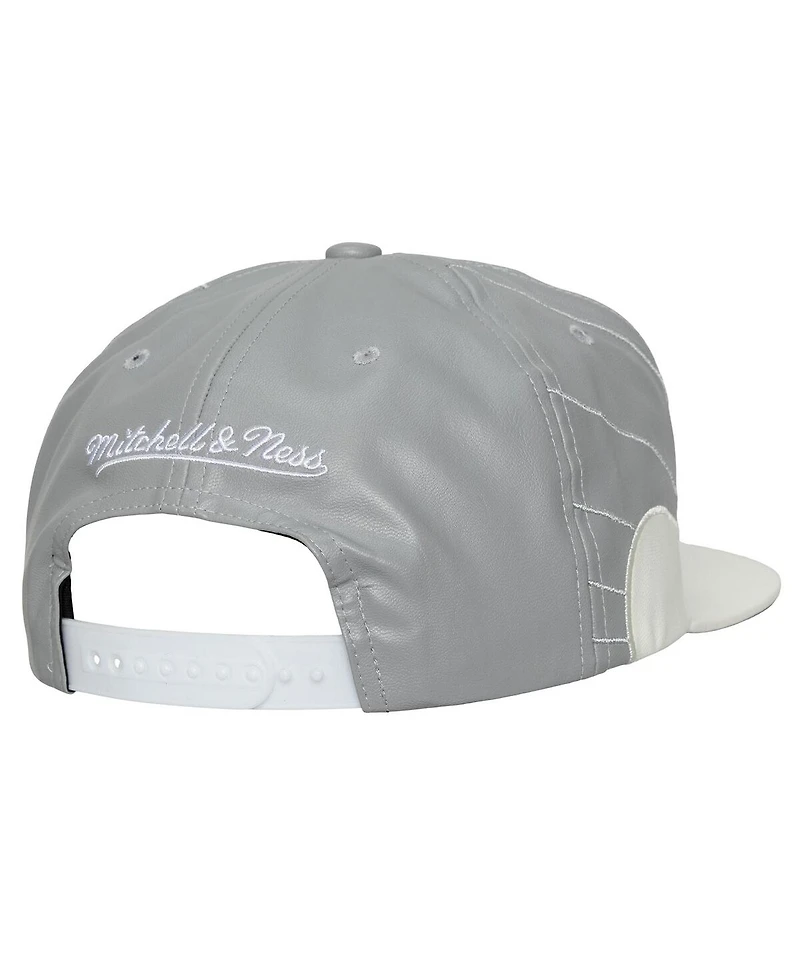 Mitchell & Ness Men's and Women's Gray/White Chicago Bulls Day 12 Two-Tone leather Snapback Hat