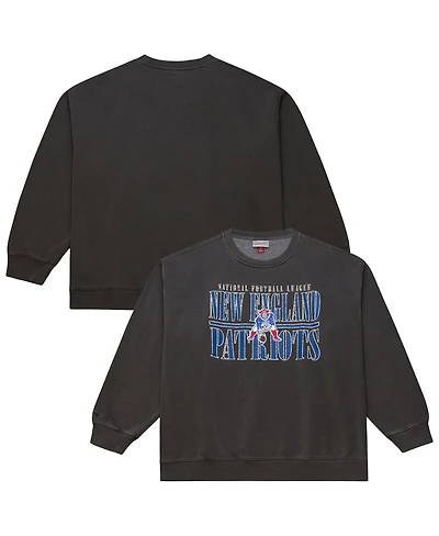 Mitchell & Ness Men's Black New England Patriots Downtown Crew Vintage Logo Sweatshirt