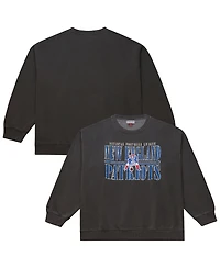 Mitchell & Ness Men's Black New England Patriots Downtown Crew Vintage Logo Sweatshirt