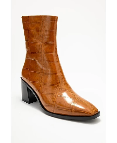 Prologue Shoes Chara Block Heel Ankle Boot (Women)