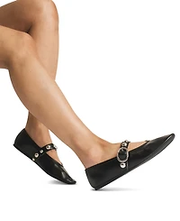 Journee Collection Women's Naveah Pointed Toe Ballet Flats