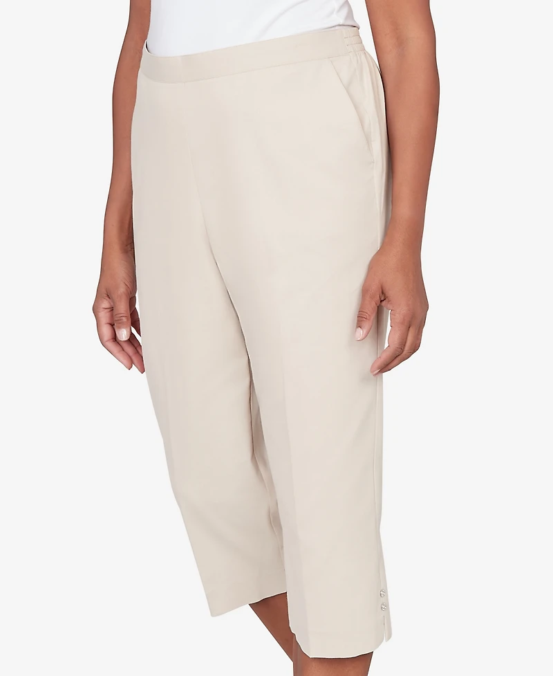 Alfred Dunner Petite Classic Solid Twill Button Hem Capri Pants