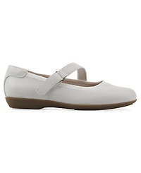 Cliffs by White Mountain Women's Carwen Ballet Flat