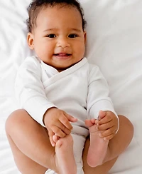 butterblu Baby Boys' or Girls' Take Me Home Layette Gift, 5-Piece Set