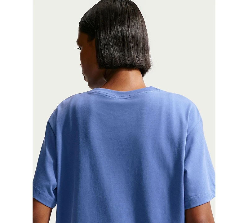 Nike Women's Sportswear Crewneck T-Shirt