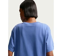 Nike Women's Sportswear Crewneck T-Shirt